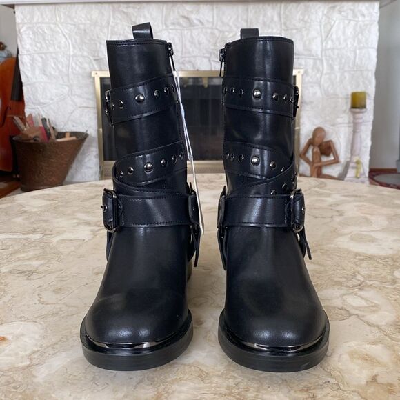 NWT Design Concept Studio Leather Studded Motorcycle Harness Buckle Boots - Picture 3 of 15